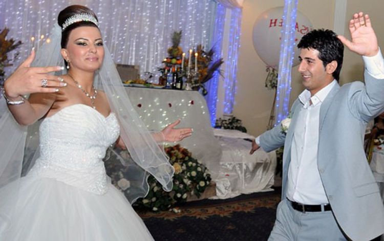 Boşanan müğənnimiz ərinin 2-ci xanımını BİABIR ETDİ: "O telefonda..." - VİDEO