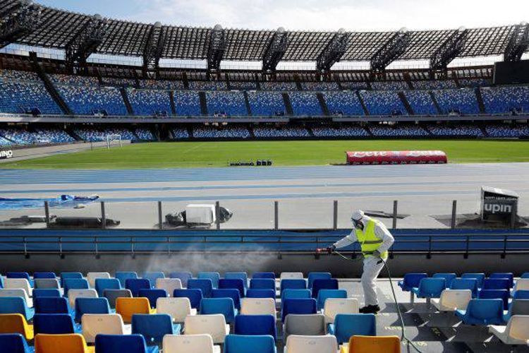 FİFA və UEFA iki mövsümü birləşdirir?