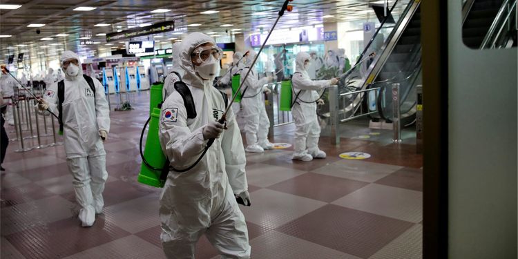 Koronavirus bu ölkədə xaosa səbəb oldu 