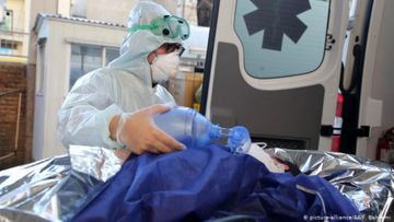 İranda koronavirus bir sutkada 143 nəfəri öldürdü