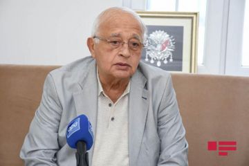 76 yaşlı Xalq yazıçısı: "Evdə oturmaq da bir fürsətdir"