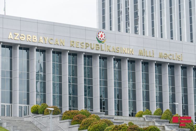 Deputatlar koronavirus testindən keçdi