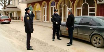 Polis karonavirusla bağlı əhalini maarifləndirməkdə davam edir 