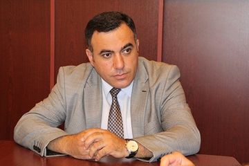 "Hərbi çağırış müddətinin uzadılması doğru qərardır" - Emin Həsənli