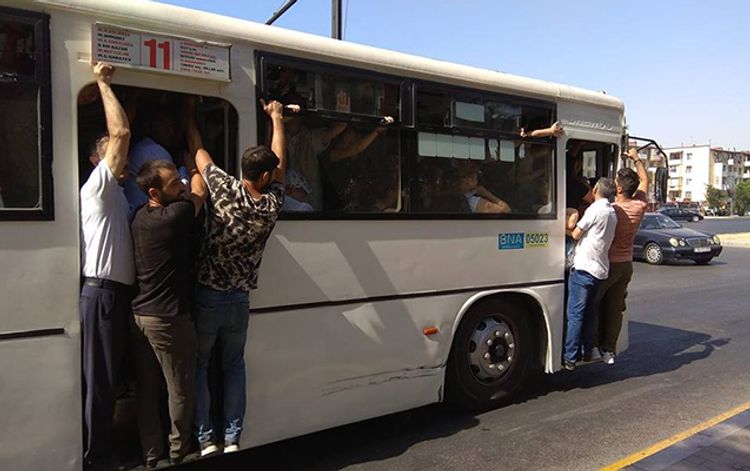 Avtobuslarda sərnişin sıxlığının səbəbi AÇIQLANDI