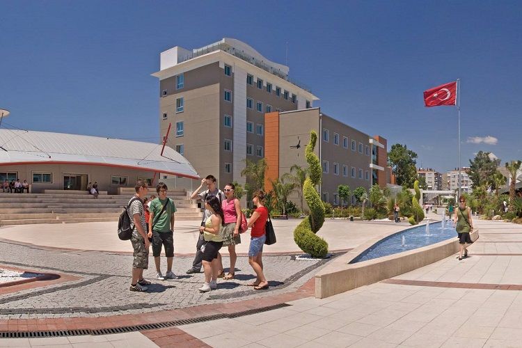 Türkiyədə universitetlər bu tarixdə açılacaq