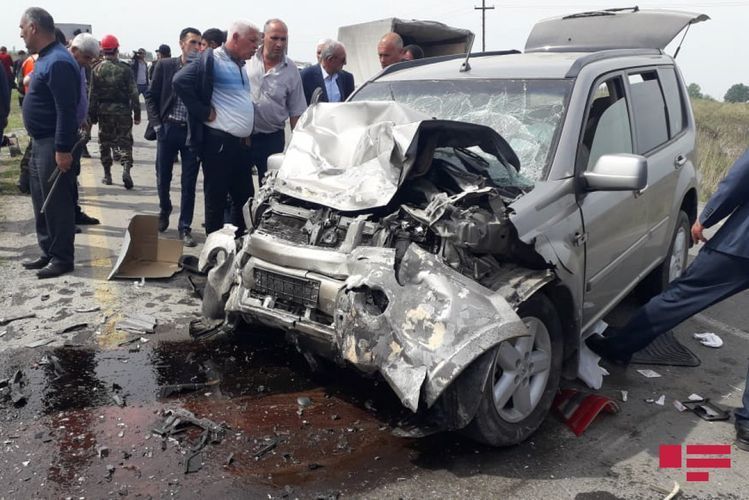 Dünən  yol qəzalarında 8 nəfər ölüb