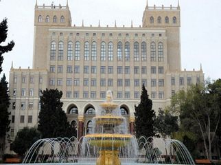 Bu institutun direktoru vəzifəsindən azad edildi