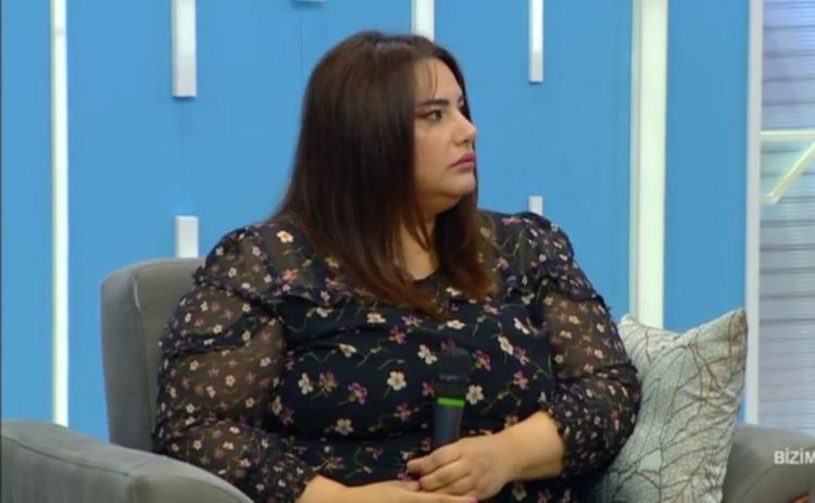 “Bəzi kişilər özünü elə aparır ki, istəyirsən ona konfet aparasan” - Aparıcı