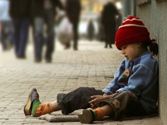 Küçələrdə işləyən və dilənçilik edən uşaqların sayı AÇIQLANDI