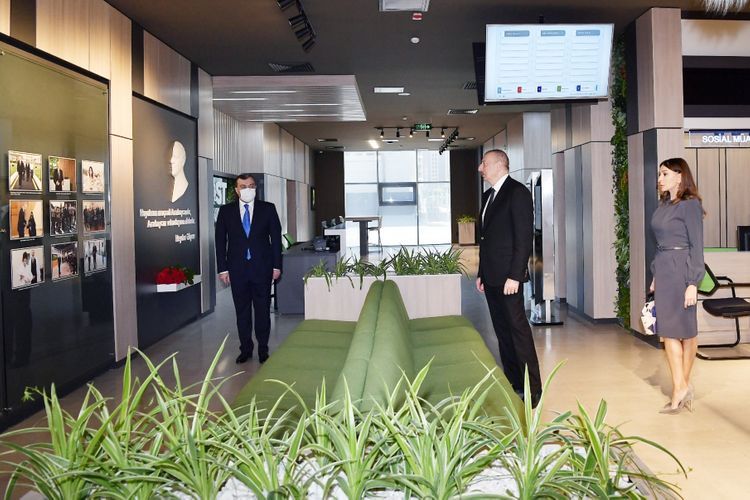 Prezident və xanımı 3 saylı DOST mərkəzinin açılışında - FOTO