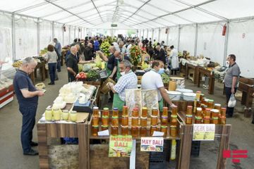 Bakının üç rayonunda Ramazan yarmarkası açılıb - FOTO