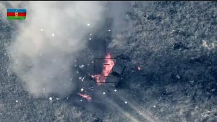 Düşmən Ordumuzun döyüş taktikası ilə bütün istiqamətlərdə sıxışdırıldı - RƏSMİ