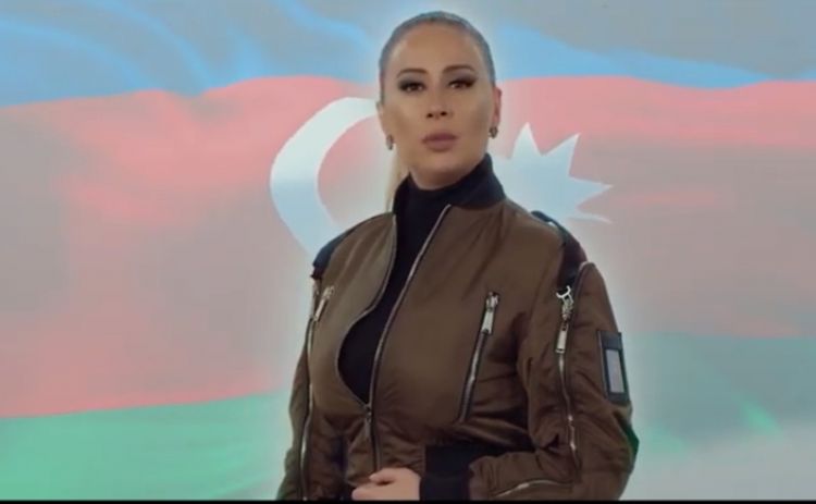 "Zəfərə doğru Azərbaycan"la yaradıcılığımda bir ilk etdim" - Roza Zərgərli