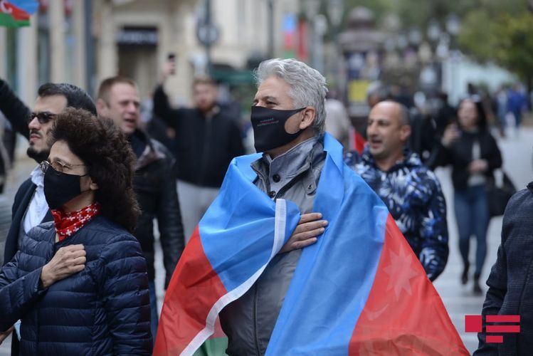 Şuşanın işğaldan azad edilməsi xəbəri: Qələbə sevinci !!! - FOTOLENT