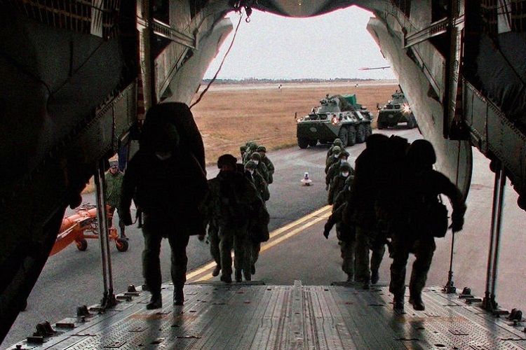 Rusiya sülhməramlıları Dağlıq Qarabağa yola düşdülər - VİDEO