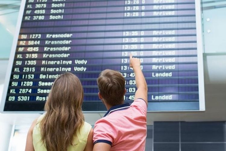 Moskva hava limanlarında 20 təyyarə reysi təxirə salındı