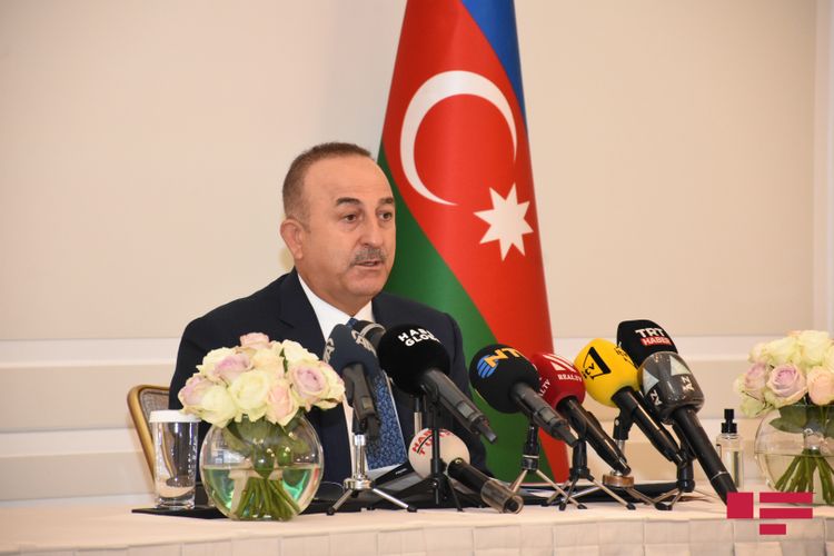 Çavuşoğlu: "Atəşkəsə nəzarət mərkəzi və şöbələri Azərbaycanın lazım bildiyi yerlərdə olacaq”
