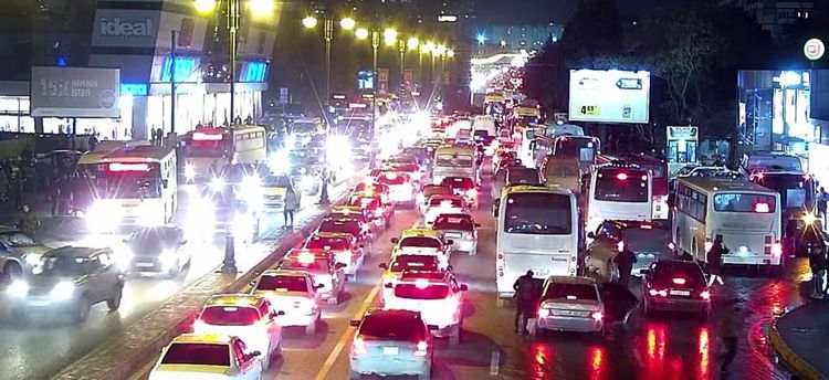 Sürücülərin nəzərinə: Bakının bu küçə və prospektlərində sıxlıqdır
