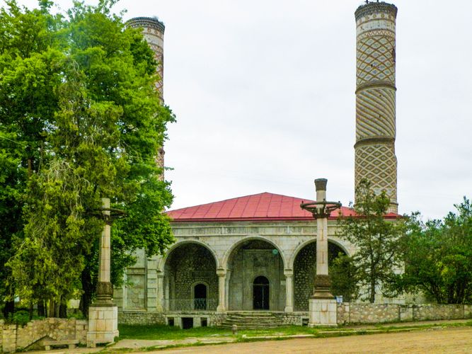 Şuşanın Yuxarı Gövhər Ağa Məscidi İBADƏTƏ HAZIRDIR