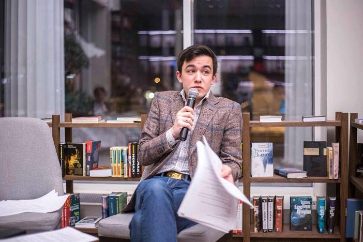 “Qafqazlılar rus ədəbiyyatının ən əsas ümididir” - Azərbaycanlı yazıçı