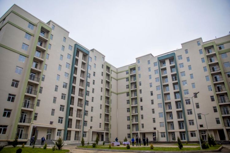 57 fərdi ev şəhid ailələri və Qarabağ müharibəsi əlillərinə verilib  - FOTO