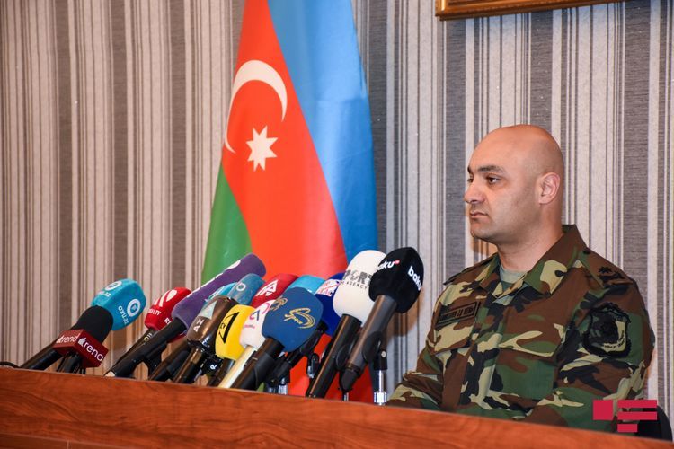 "On minlərlə vətəndaş döyüşlərdə iştirak etmək istədiklərini bildirirlər" - RƏSMİ