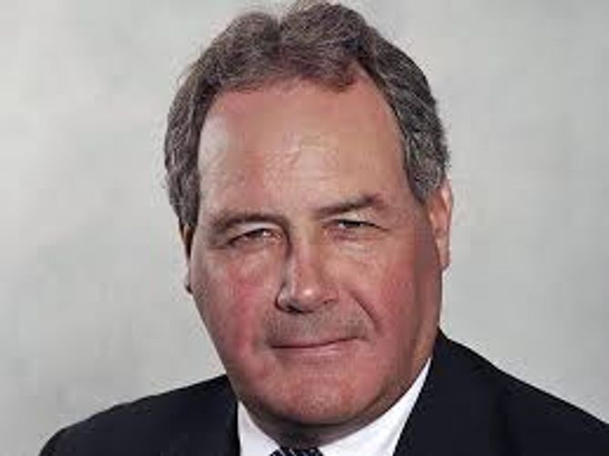 Bob Bləkmən: “Ermənistan cəbhəboyu yaşayış məntəqələrini bombalamağa davam edir”