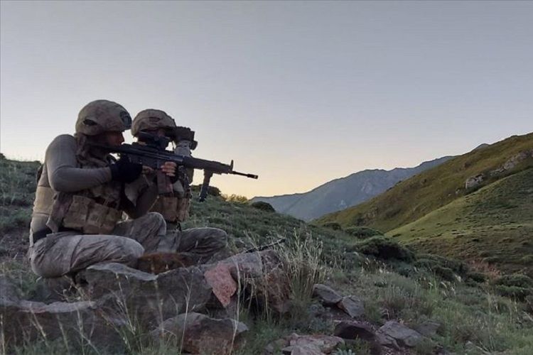 Türkiyədə üç terrorçu zərərsizləşdirildi
