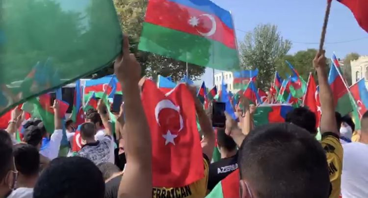 İstanbulda Azərbaycana dəstək mitinqi keçirilib - FOTO