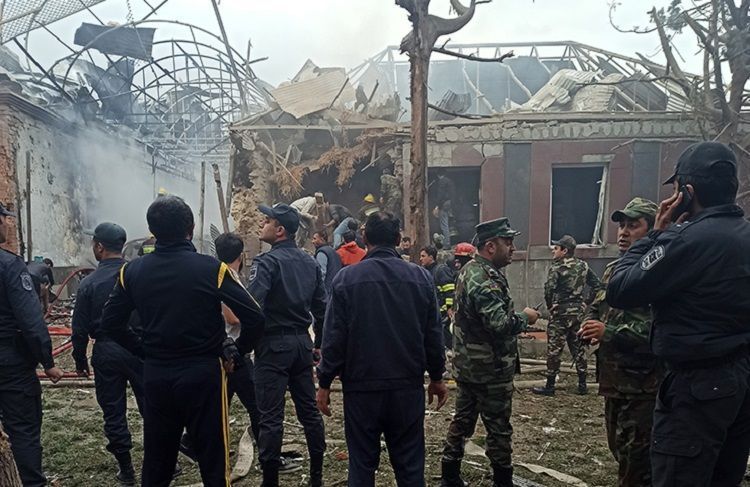 Ermənilərin Gəncəni atəşə tutması tarixi abidəyə ziyan vurdu - RƏSMİ