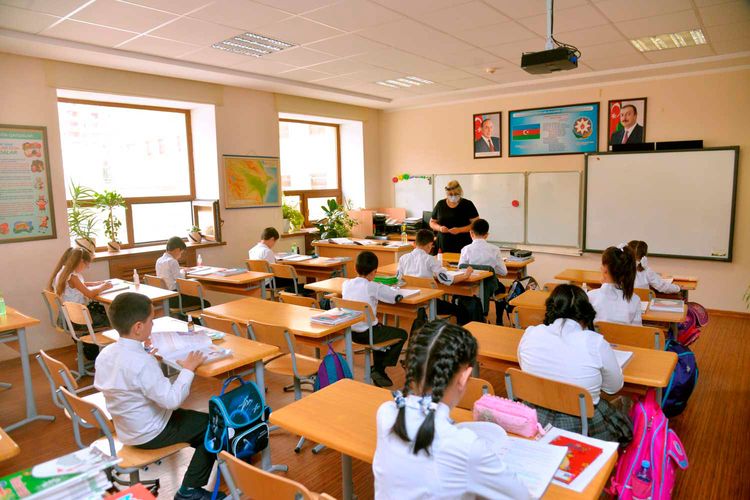 Şagirdlərin elektron yerdəyişməsi yenidən başlayır