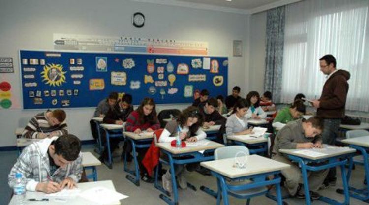 “Təhsil müəssisələrində karantin yox, tətil elan edilib" - Nazir