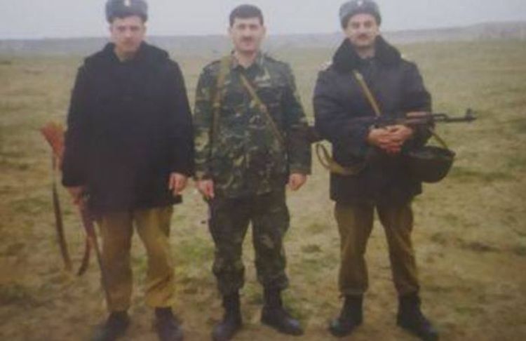 15 yaşlı yeniyetmə hərbçi atasından yazdı