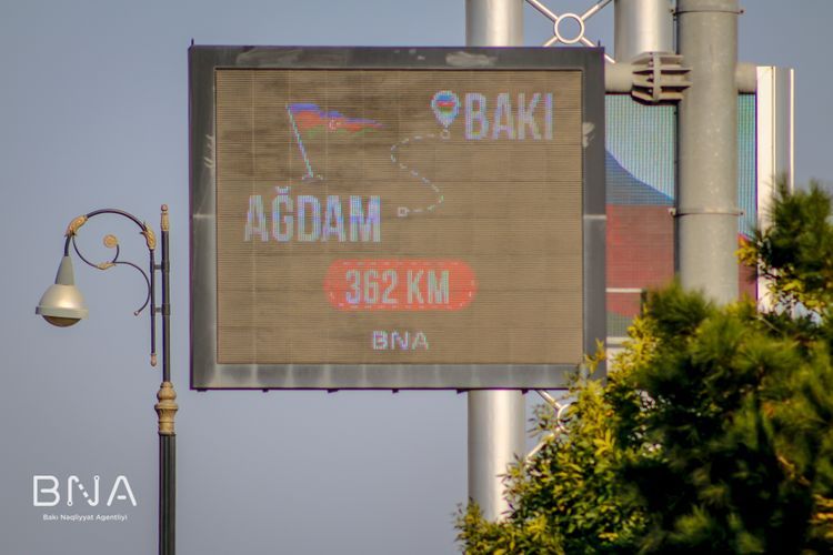 Bakının ictimai nəqliyyat infrastrukturu vətənpərvərlik ruhunda bəzədilib - FOTOLENT