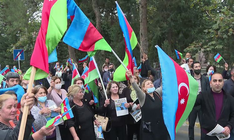 Döyüş iştirakçıları arasında təbliğat və təşviqat işləri davam edir - VİDEO