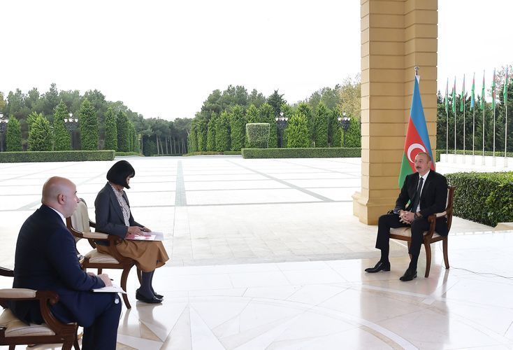 Prezident: "Sosial şəbəkə sistemlərində bəzi məhdudiyyətlər müvəqqəti səciyyə daşıyır"