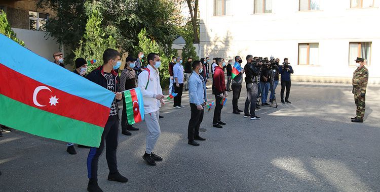 Səfərbərliyə çağırılanlardan koronavirus testi götürülür - RƏSMİ