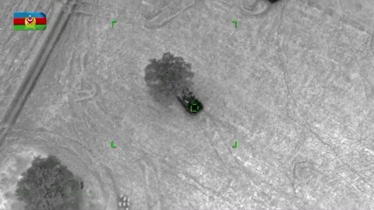 Gecə ərzində düşmənin məhv edilən texnikası - VİDEO 