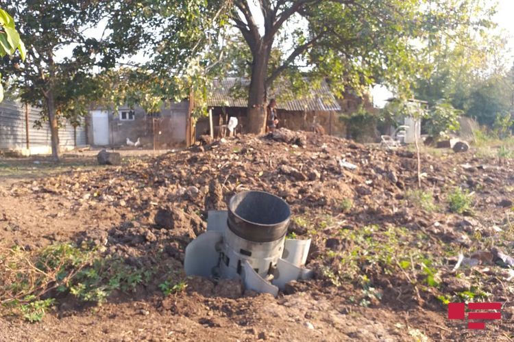 Düşmən Tərtərin Düyərli kəndini raket atəşinə tutdu - FOTO