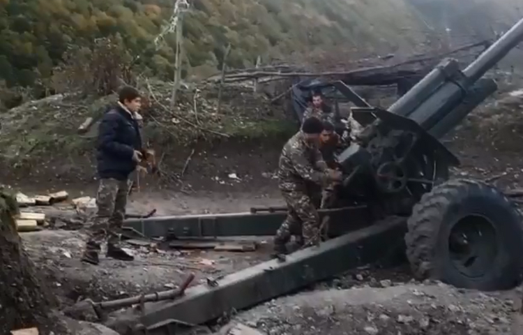 XİN-dən düşmənin döyüşlərdə uşaqlardan istifadə etməsinə MÜNASİBƏT