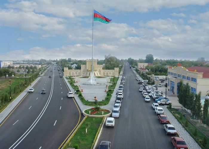 "Bərdədə ölənlər arasında körpə uşaq da var" - Hikmət Hacıyev