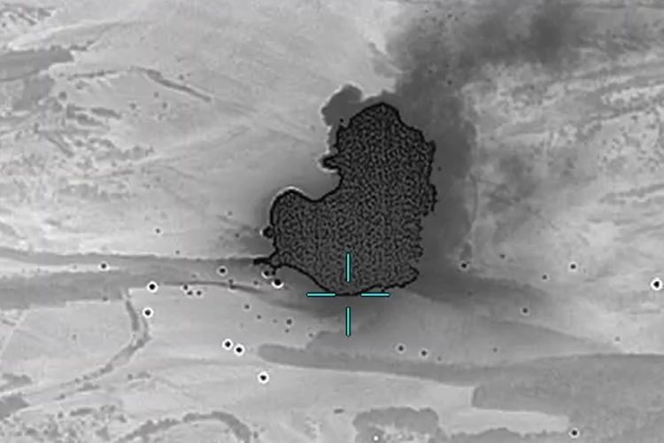 MN: Düşmənin raket-artilleriya silahları anbarı məhv edilib - VİDEO