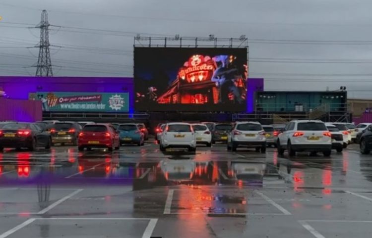 Gəzən kinoteatr dövrü geri qayıtdı