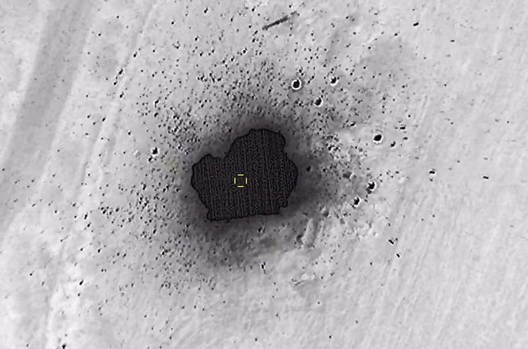 Düşmənin qüvvə və döyüş vasitələri darmadağın edildi - VİDEO