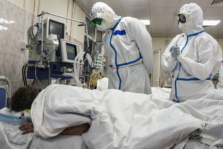 Dünyada koronavirusa yoluxma sayı 27 milyonu keçdi
