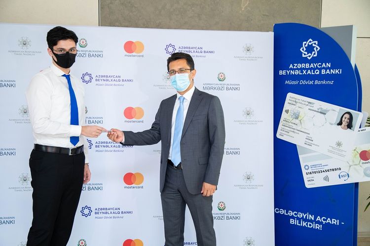 <font color=red>®</font> Azərbaycan Beynəlxalq Bankından “Təhsil Kartı”