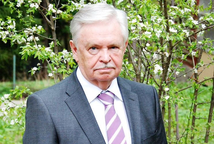 Albert Lixanov “Dostluq” ordeni ilə təltif edildi