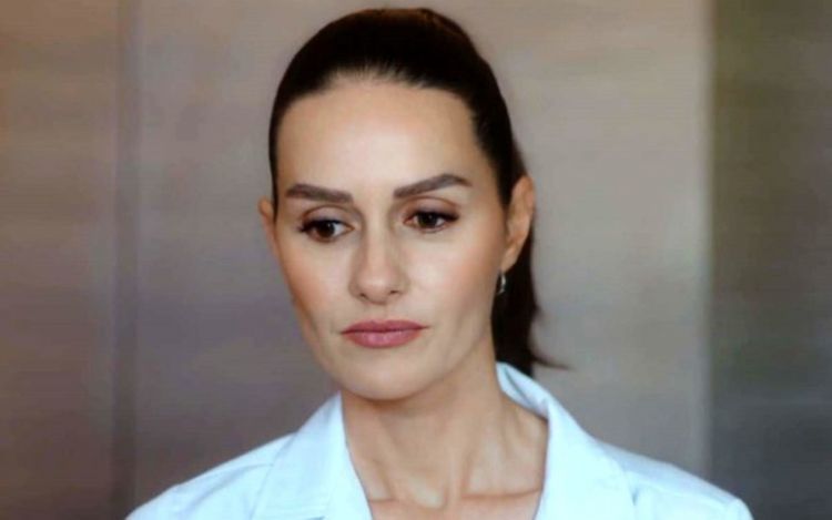 Məşhur aktrisa övladına qovuşa bilmədi