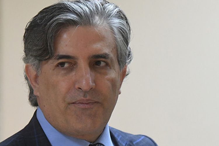 Azərbaycanlı Rusiyada vəkillik statusundan məhrum edildi
